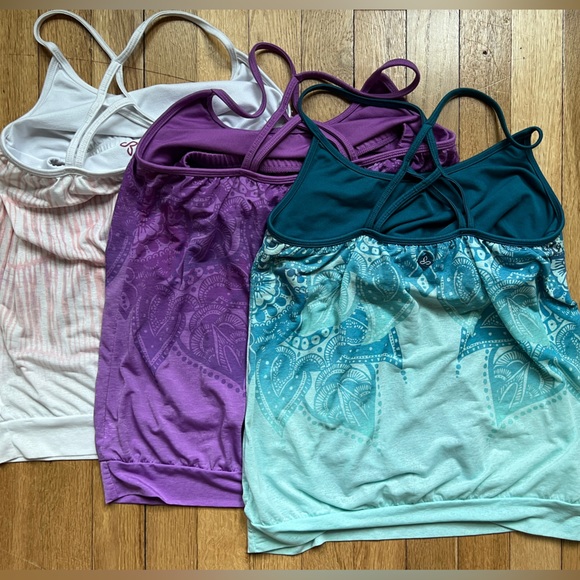 Lot of three stylish Prana henna print tank/bra tops! - Picture 5 of 5